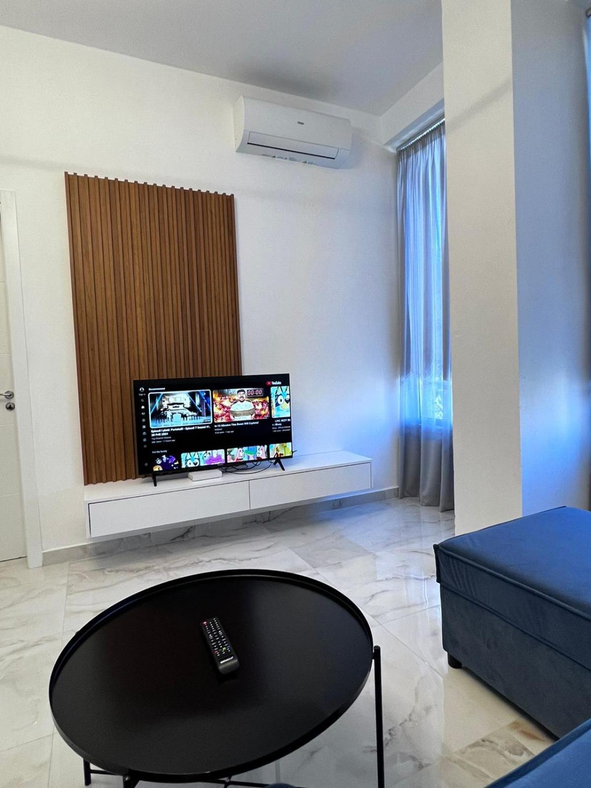 Prime Luxury Apartments Lushnje Ngoại thất bức ảnh