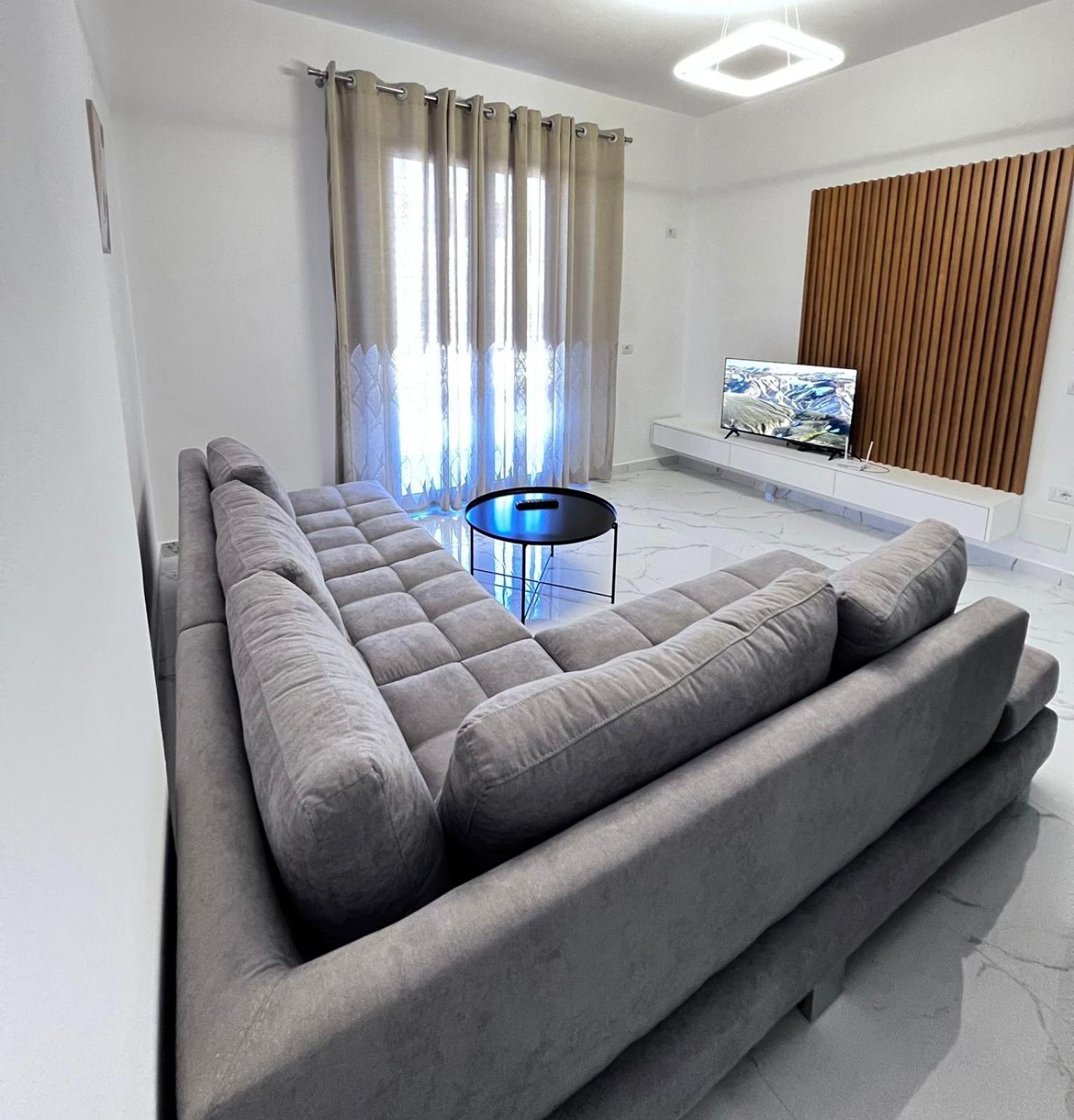 Prime Luxury Apartments Lushnje Ngoại thất bức ảnh